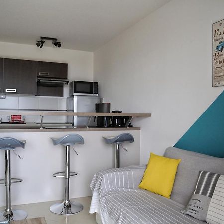 T2 moderne avec terrasse a 100m de la plage et parking sécurisé 4 PERS MAXI Saint-Pierre-la-Mer  Extérieur photo
