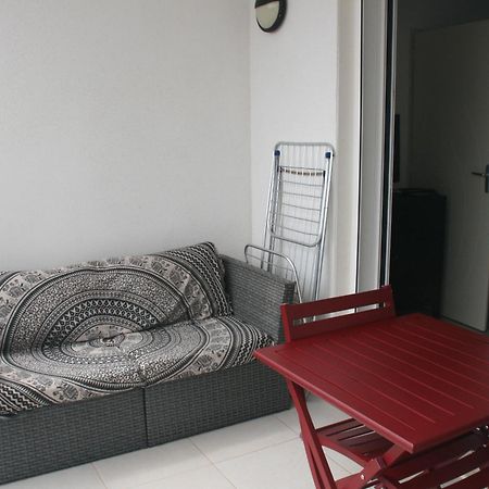 T2 moderne avec terrasse a 100m de la plage et parking sécurisé 4 PERS MAXI Saint-Pierre-la-Mer  Extérieur photo